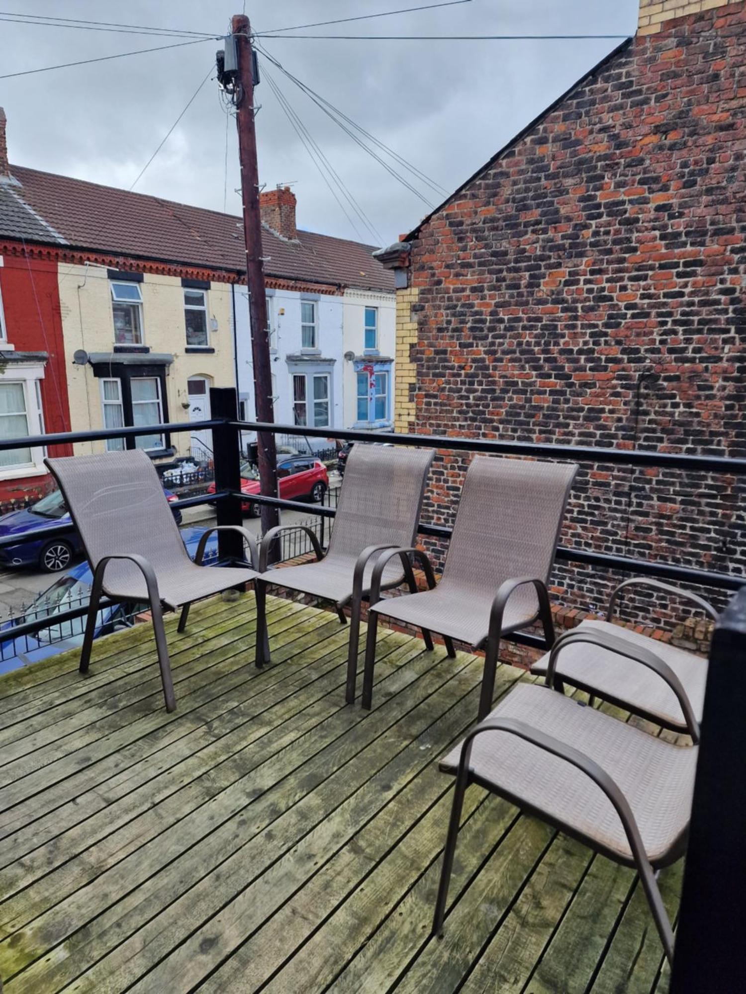 Beautiful Double Bedroom Liverpool Exterior photo