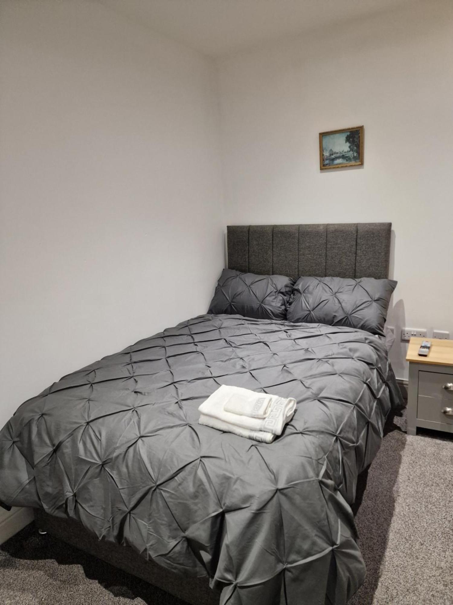 Beautiful Double Bedroom Liverpool Exterior photo