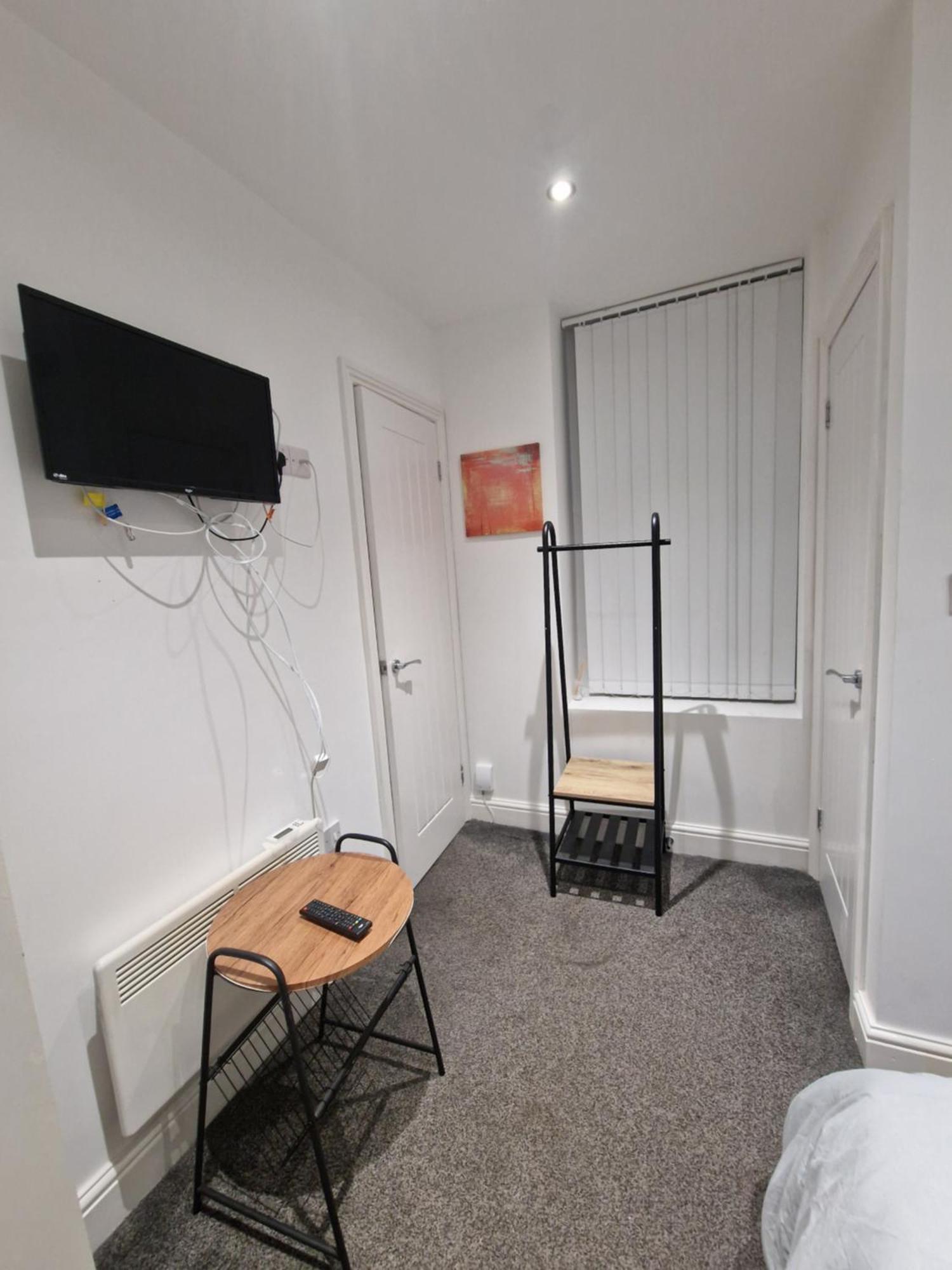 Beautiful Double Bedroom Liverpool Exterior photo